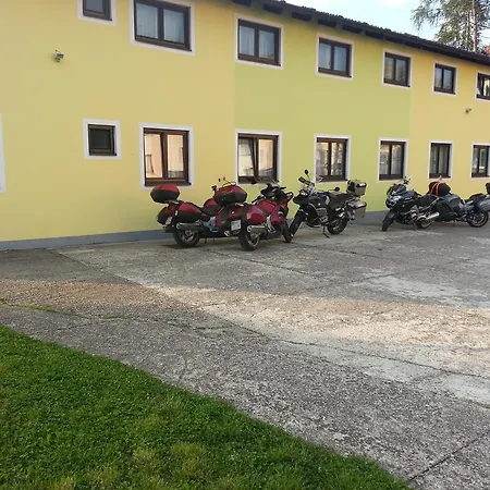 M Marburg